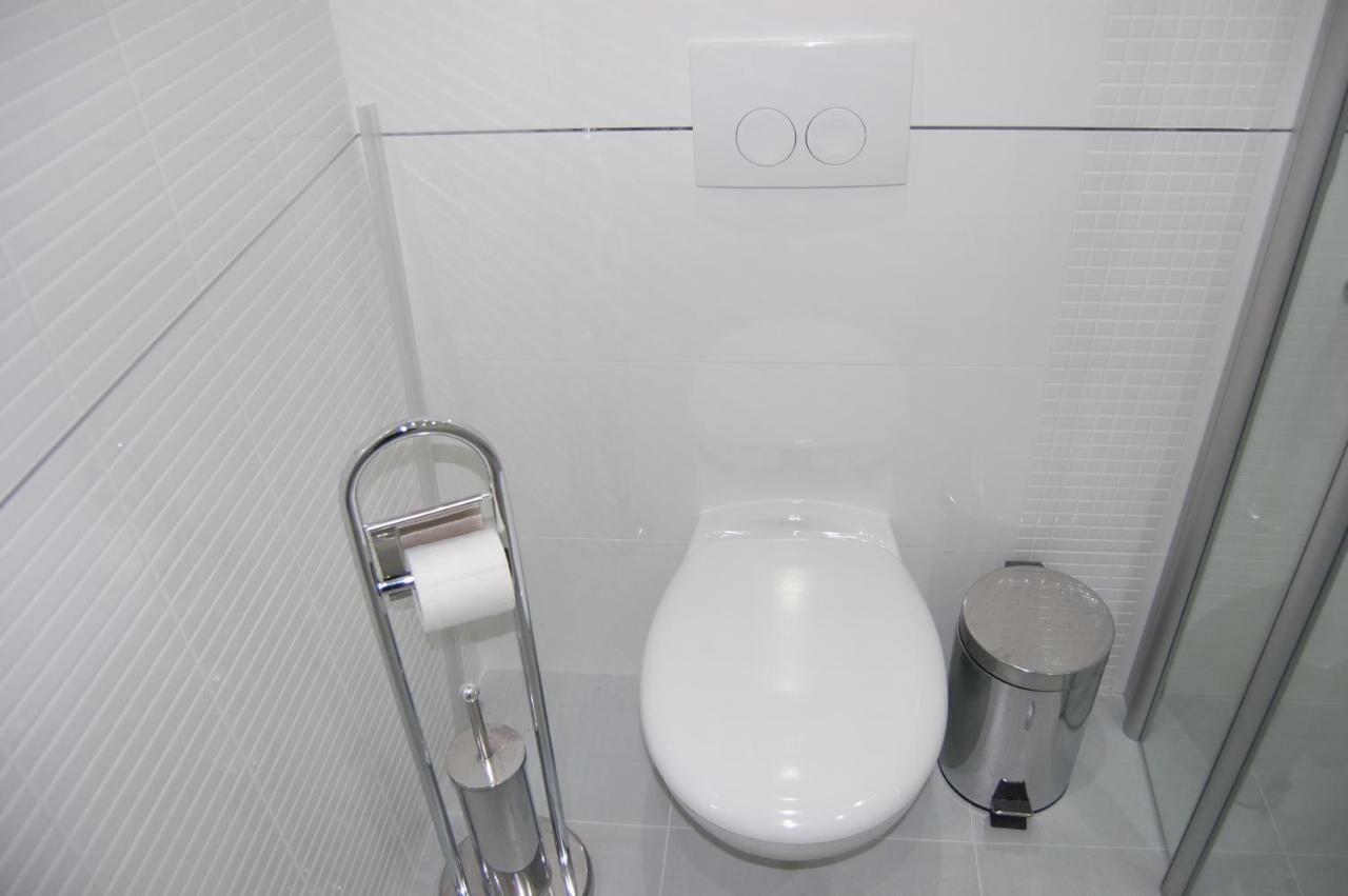 Studio Apartment For 2 Adults And 1 Child Makarska Extérieur photo
